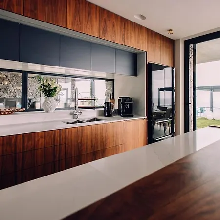 Hébergement de vacances Mea Suna - Exclusive Oceanfront In Madeira *