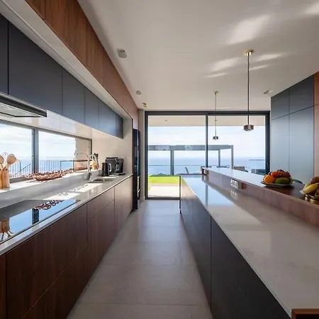 Hébergement de vacances Mea Suna - Exclusive Oceanfront In Madeira Estreito Da Calheta